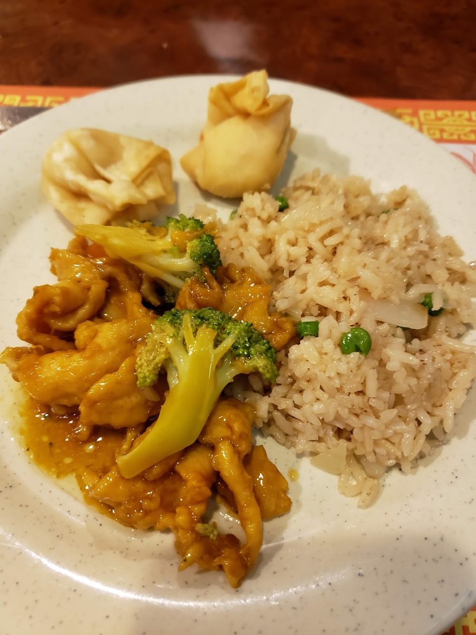 Moo Goo Gai Pan Chicken Lunch Combo